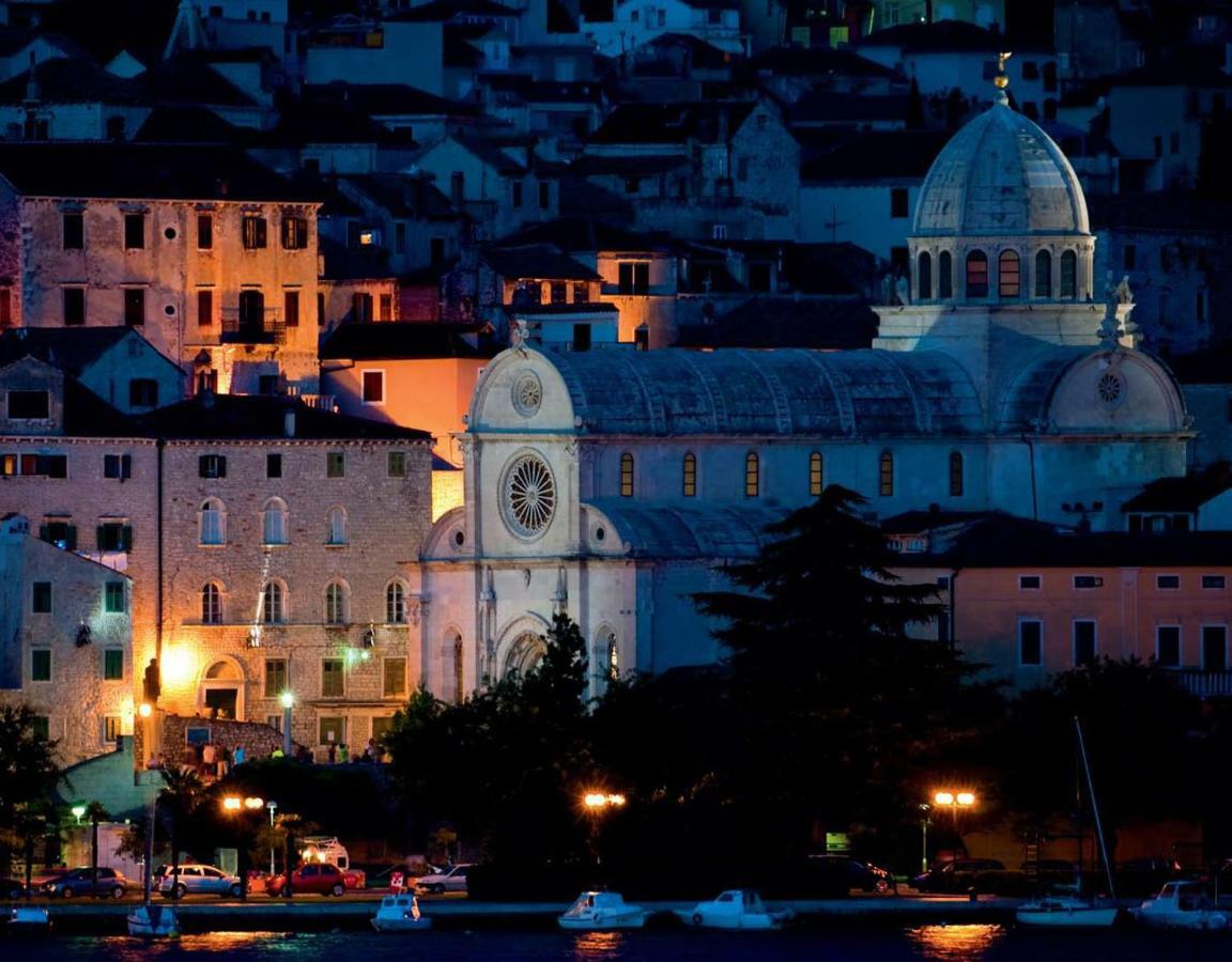 Studio Apartman Providence Šibenik Exterior foto